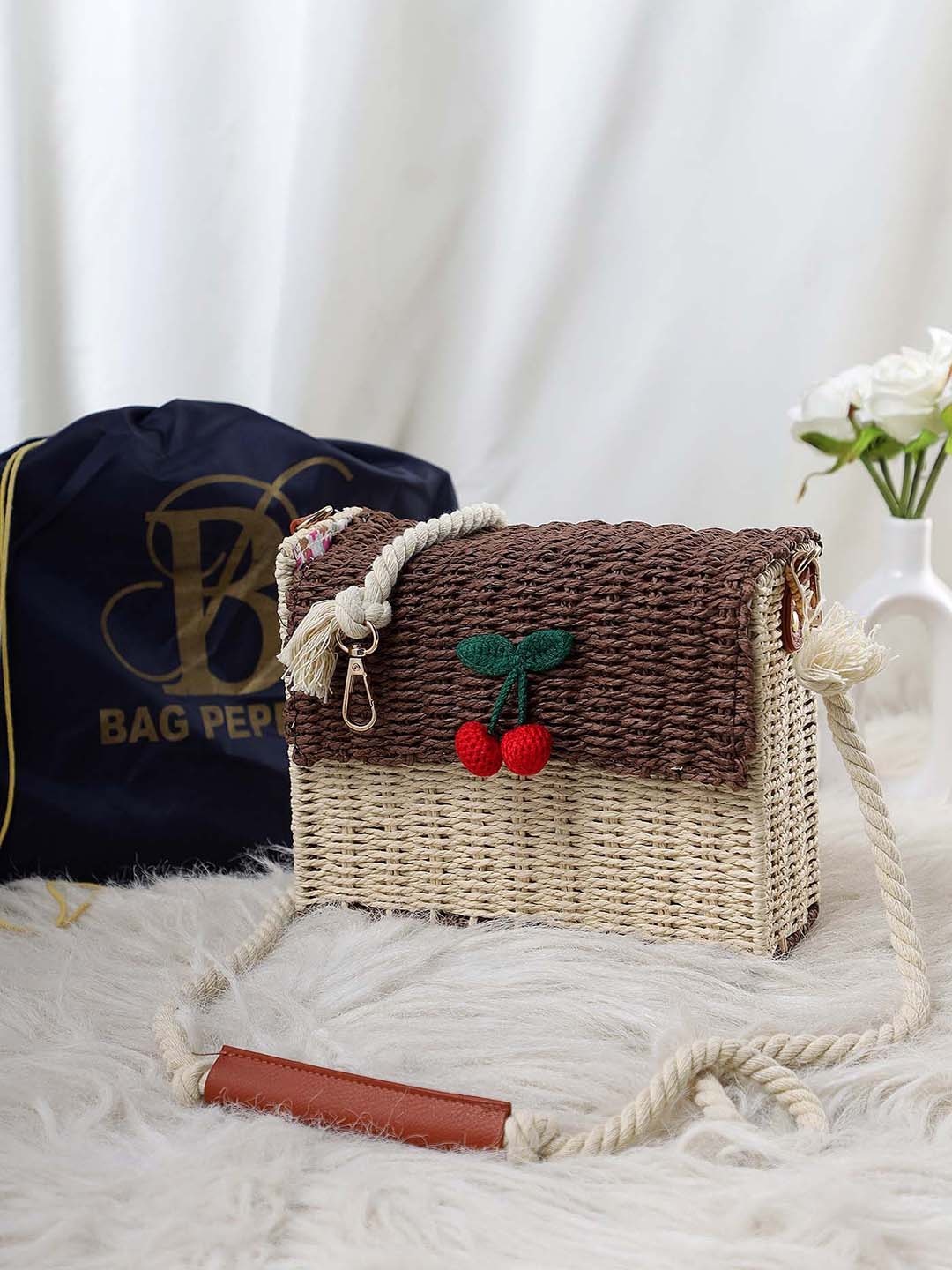 

Bag Pepper Self Design Structured Jute Sling Bag, Cream