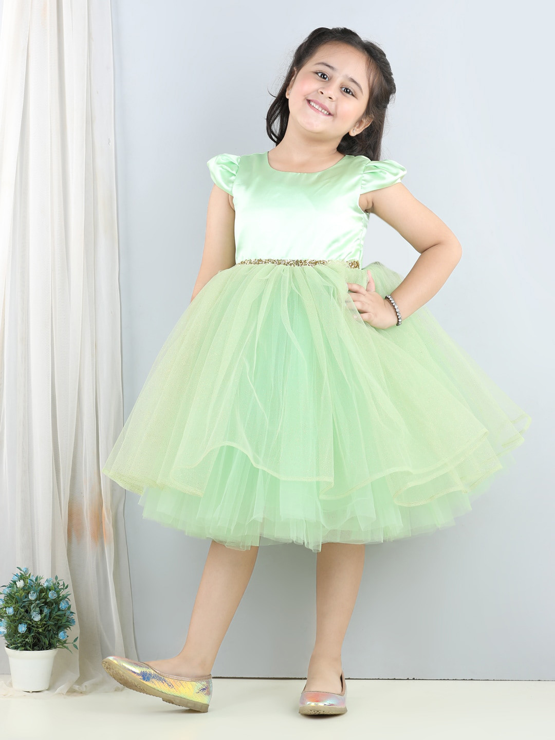 

Toy Balloon kids Girls Embellished Fit and Flare Dress, Sea green