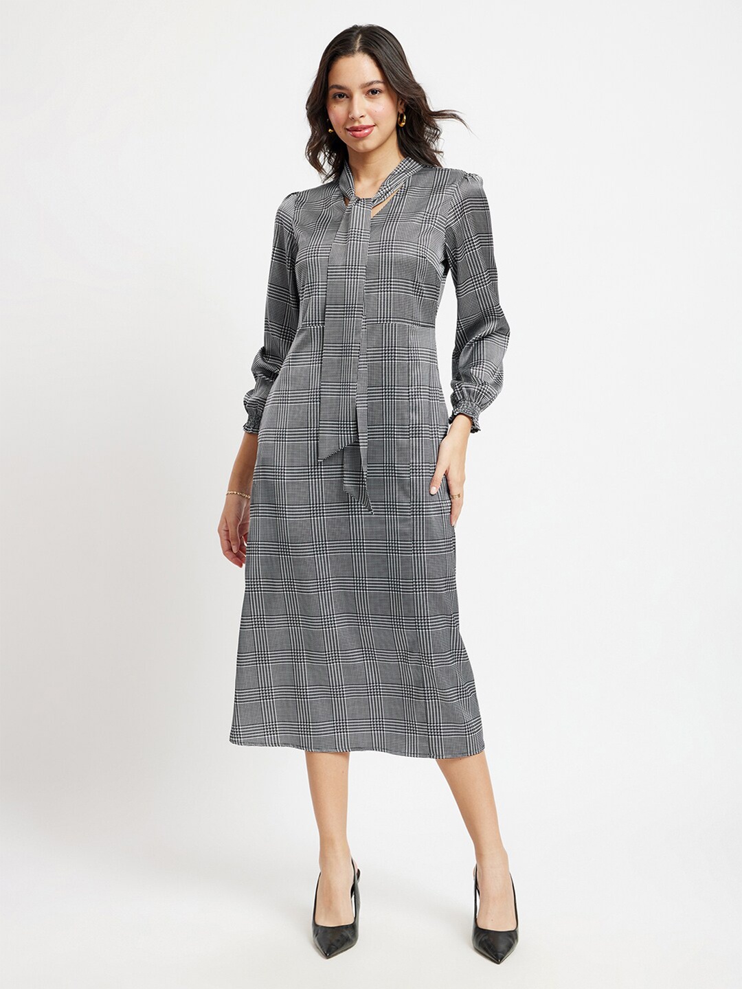 

FableStreet Checked Tie-Up Neck Satin A-Line Midi Dress, Grey