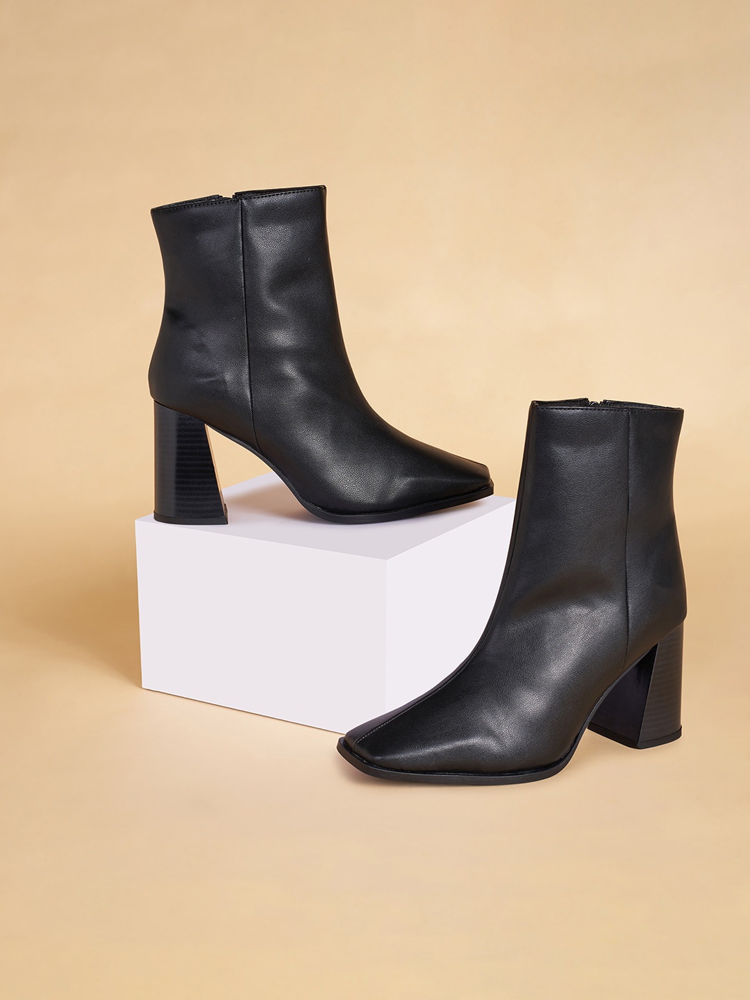 

Forever Glam by Pantaloons Women Block-Heeled Mid-Top Chunky Boots, Black