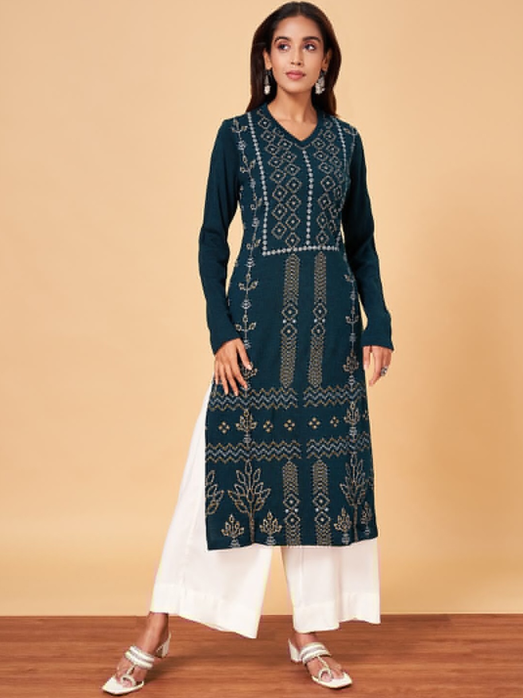 

YU by Pantaloons Bandhani Printed Acrylic Knitted Straight Kurta, Teal
