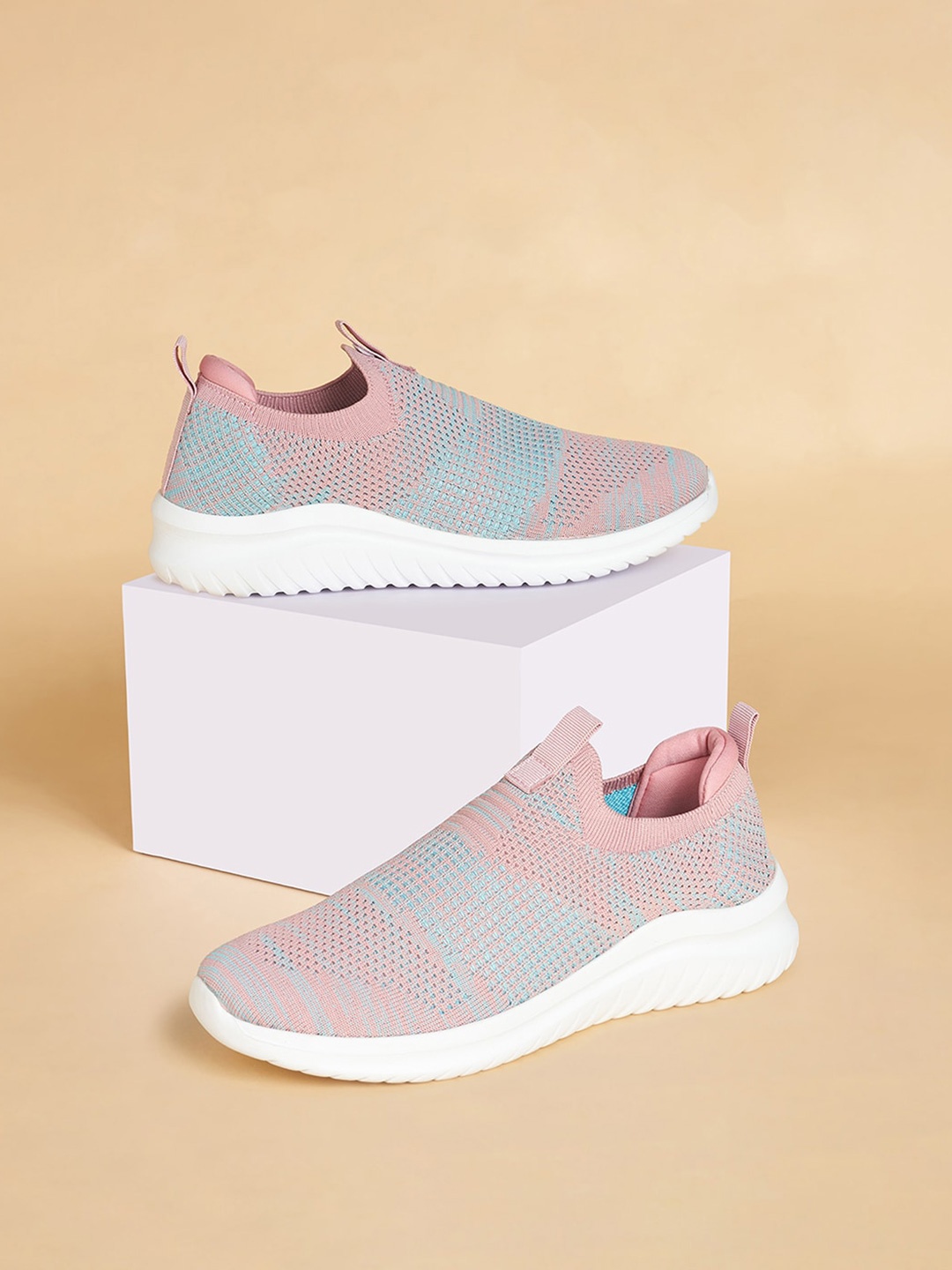 

Forever Glam by Pantaloons Women Flyknit Textile Walking Shoes, Blue