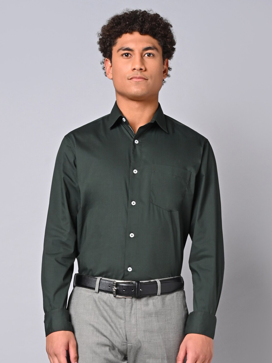 

Justin Whyte Modern Slim Fit Spread Collar Long Sleeve Twill Pocket Cotton Formal Shirt, Olive