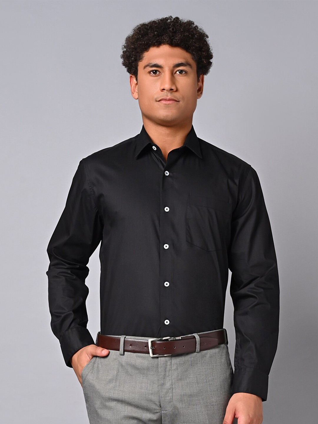 

Justin Whyte Modern Slim Fit Spread Collar Long Sleeve Pocket Cotton Formal Shirt, Black