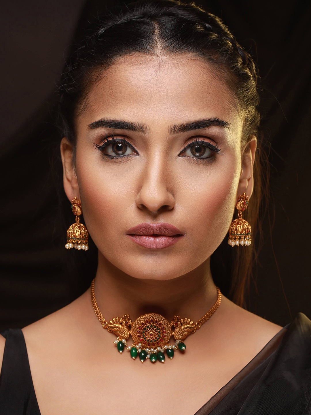 

Anouk Gold-Plated Stone-Studded & Beaded Jewellery Set