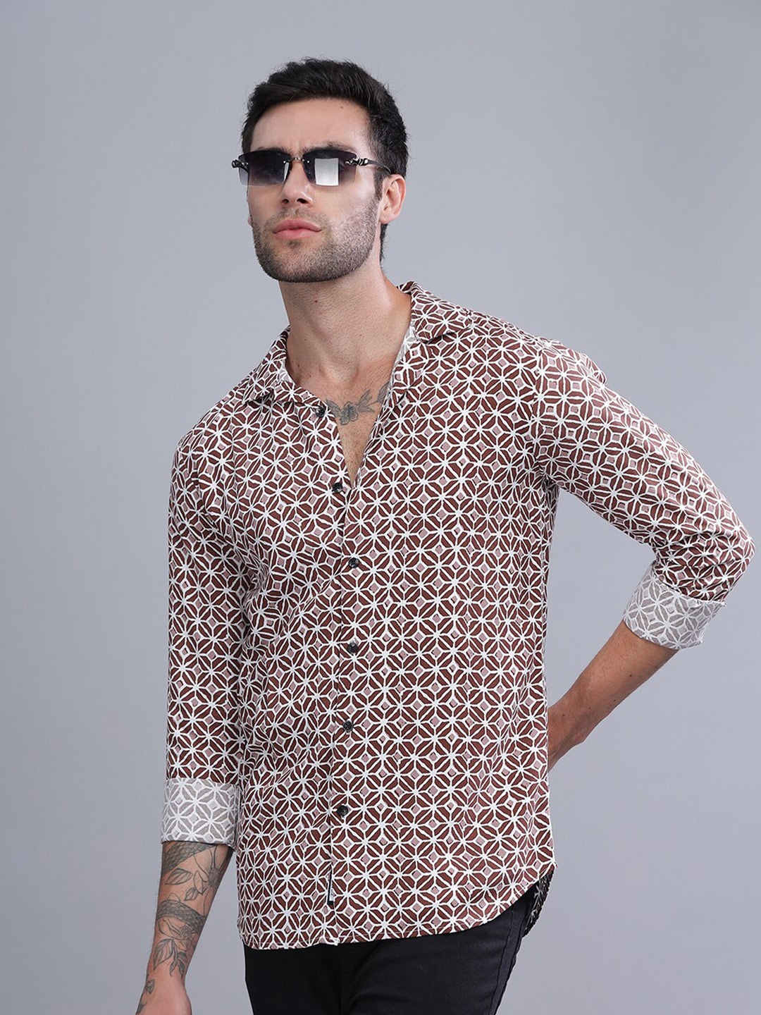 

PAUL STREET Standard Slim Fit Ethnic Motifs Printed Casual Shirt, Brown