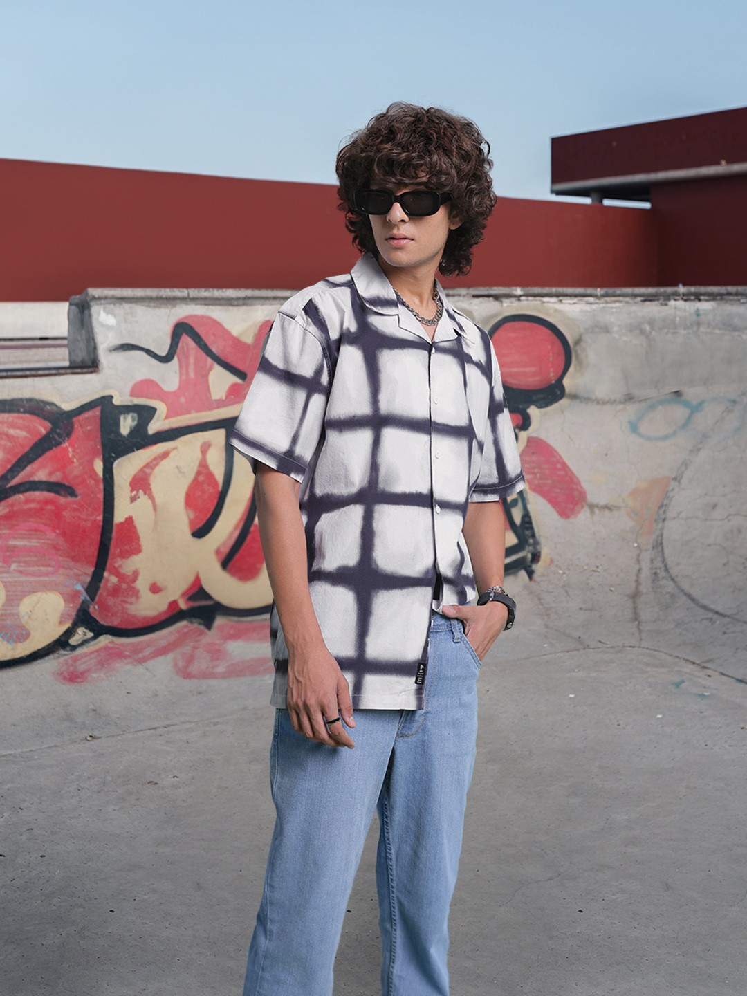 

The Roadster Life Co. Relaxed Fit Checked Pure Cotton Casual Shirt, White