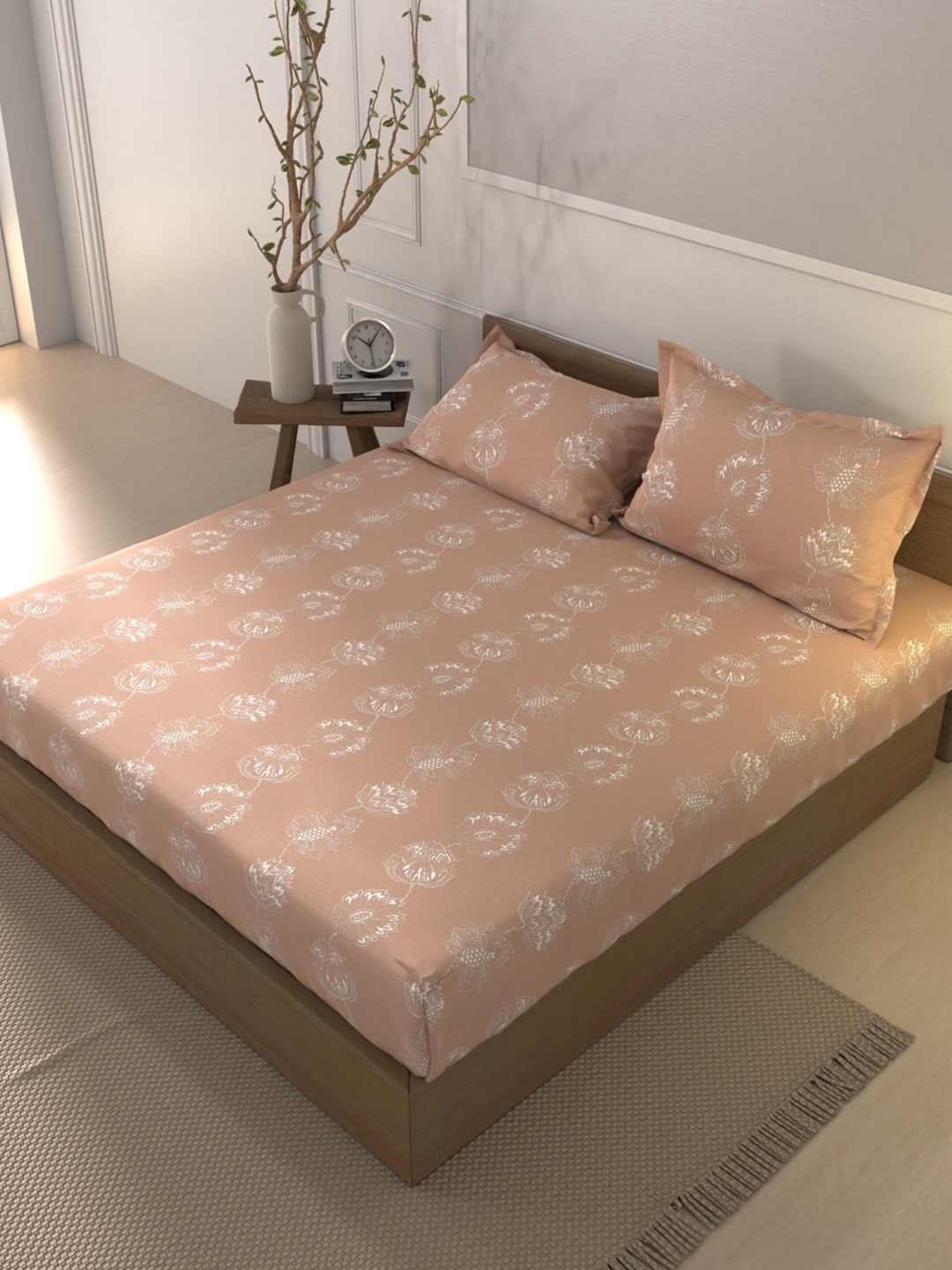 

BIANCA Mt Fit Beige Floral Microfiber 144 TC Fitted King Bedsheet with 2 Pillow Covers