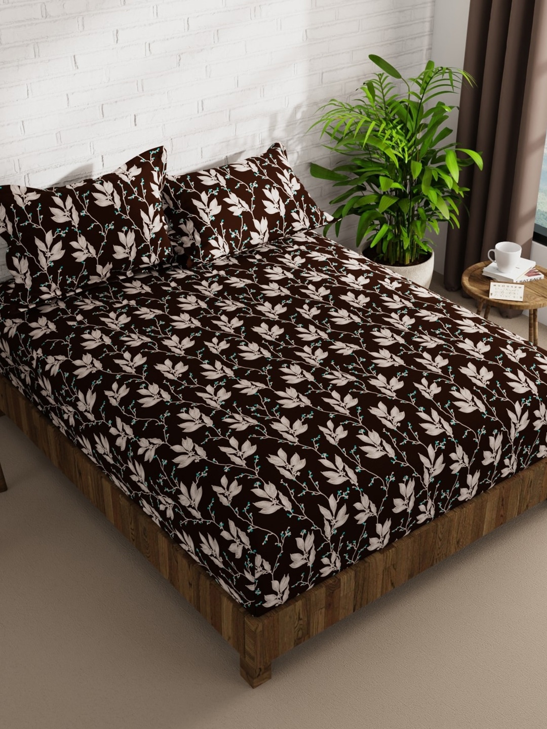 

KOPA La-Vogue Brown & White Floral Microfiber 152 TC Queen Bedsheet With 2 Pillow Covers