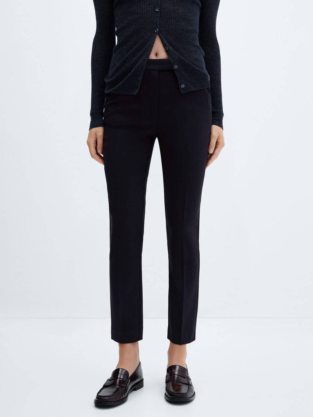 

MANGO Women Mid Rise Skinny Fit Trousers, Black