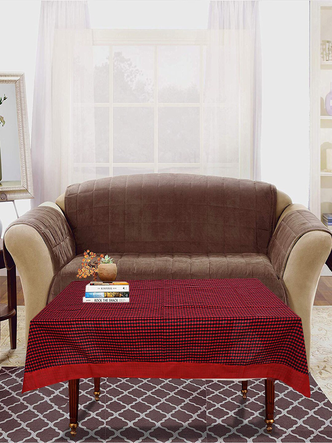 

Kuber Industries Maroon-Coloured & Black Printed Cotton 4-Seater Rectangular Table Cover