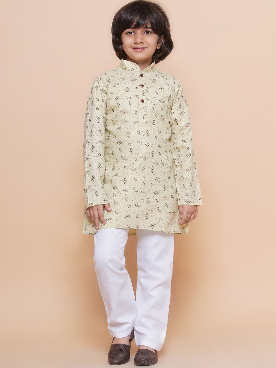 

Aj DEZInES Boys Printed Regular Pure Cotton Kurta with Pyjamas, Beige