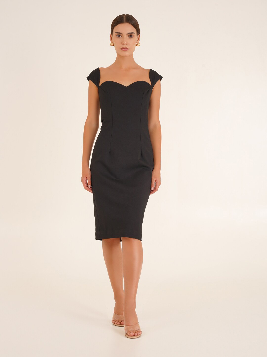 

Ipso Facto Sweetheart Neck Sheath Dress, Black