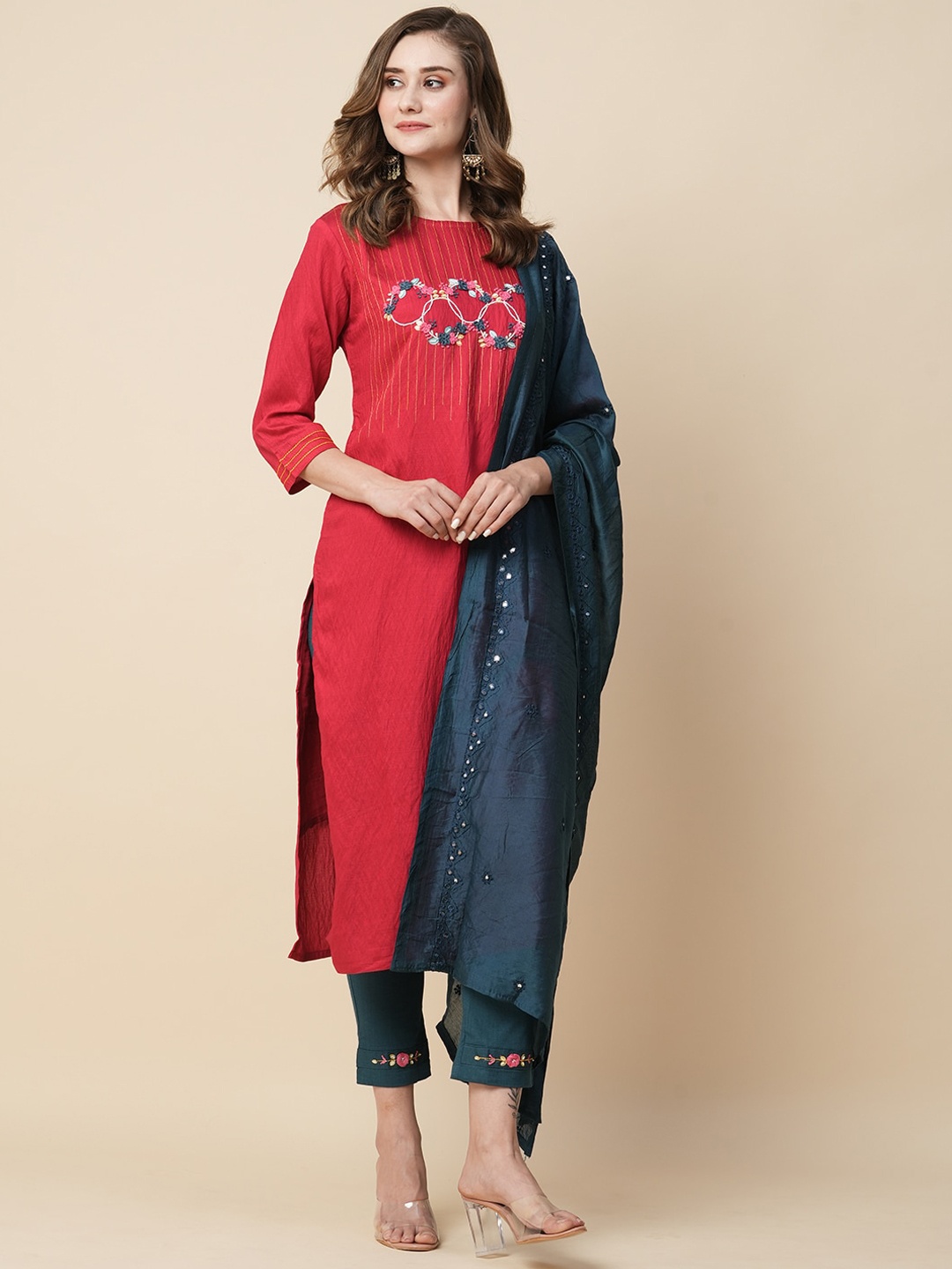 Kiana House Of Fashion Floral Yoke Design Regular Thread Work Kurta with Trousers & With Dupatta, Red