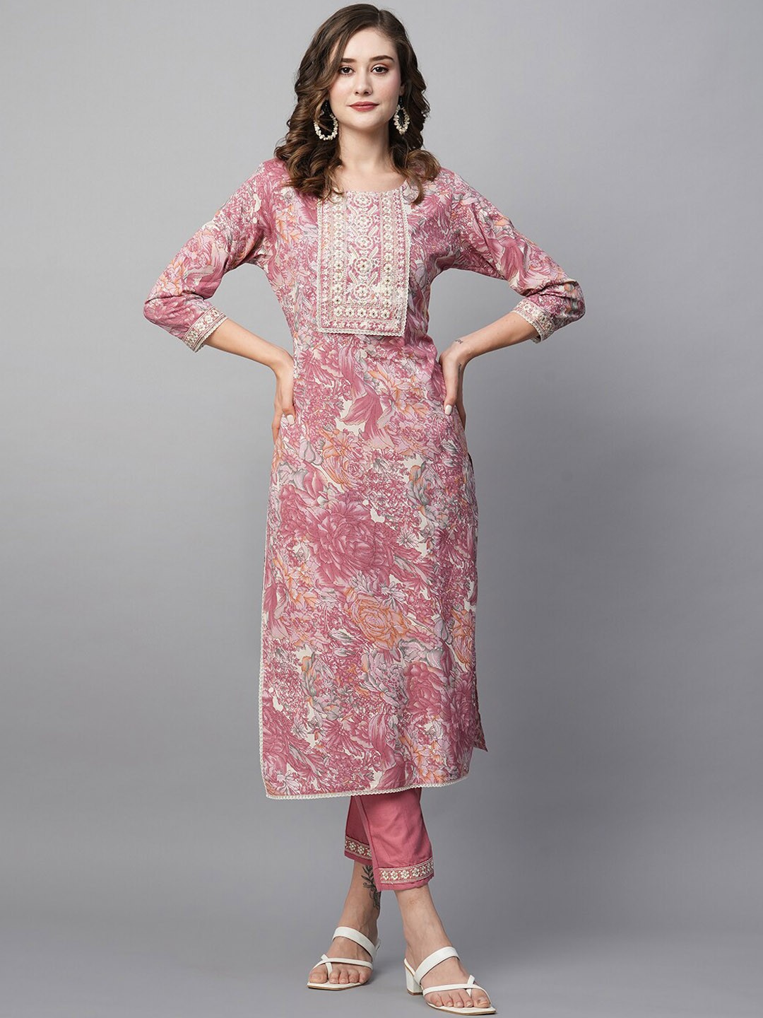

Kiana Floral Printed Thread Work Pure Cotton Kurta with Trousers, Pink