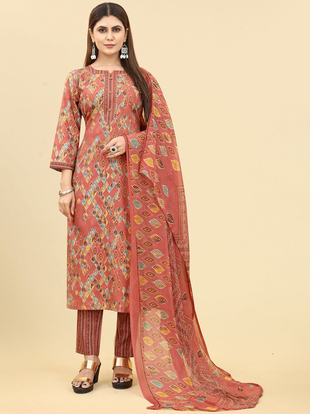 

KALINI Ethnic Motifs Printed Regular Gotta Patti Kurta with Trousers & Dupatta, Peach