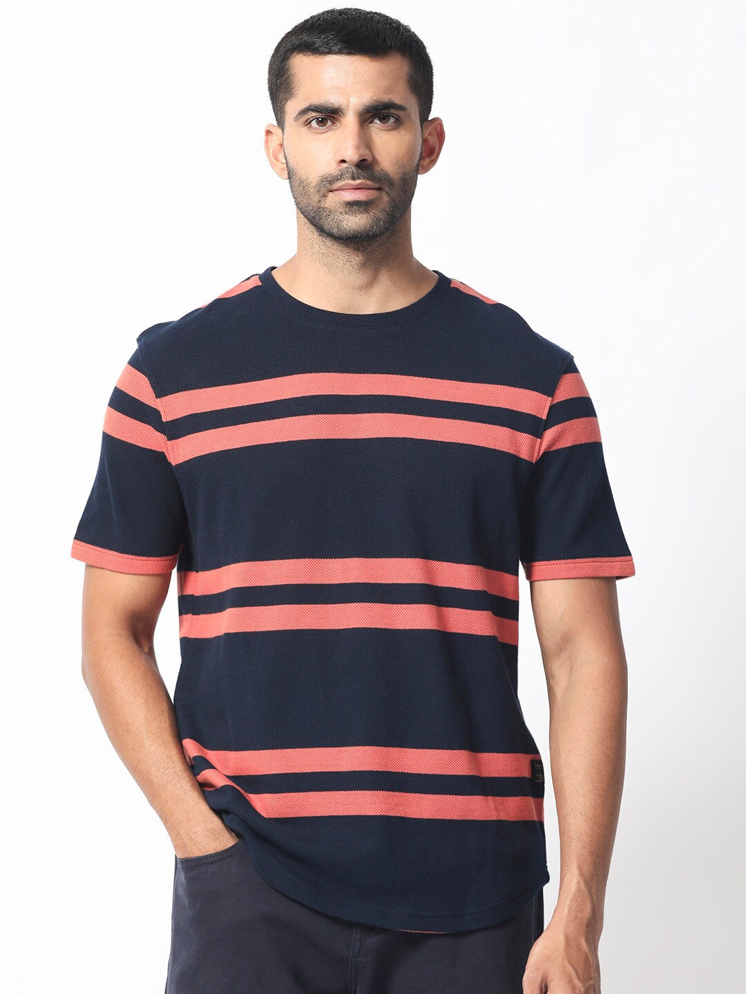 

RARE RABBIT Men Cachos Striped Cotton Slim Fit T-Shirt, Navy blue