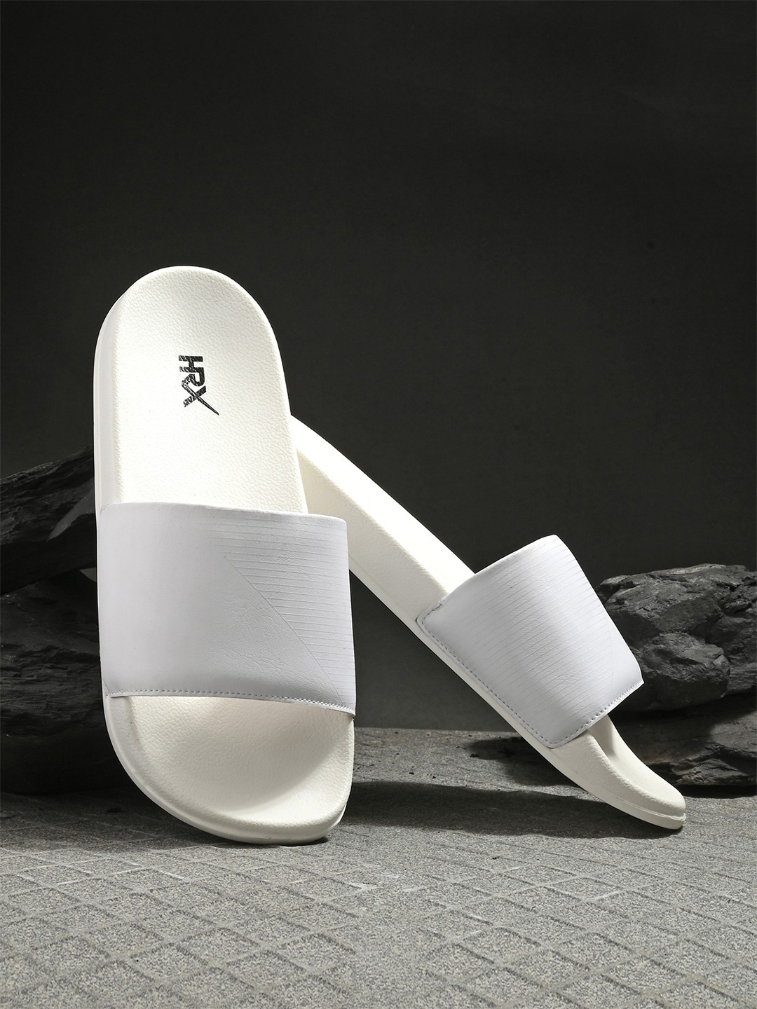 

HRX by Hrithik Roshan Men White Solid Sliders