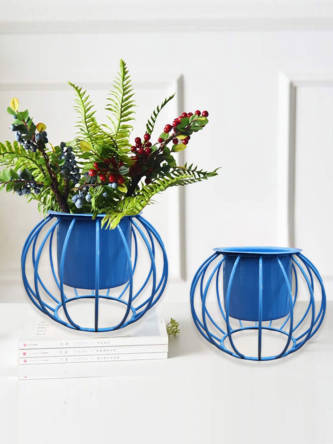 

Homesake Turquoise Blue 2 Pieces Round Planters With Metal Pot Stands