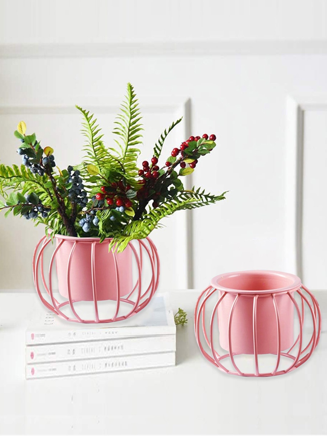 

Homesake Pink 2 Pieces Round Planters With Designer Metal Pot Stands