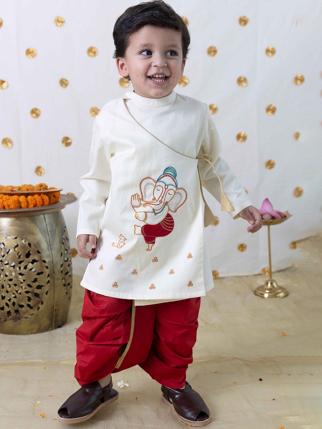 

Tiber Taber Boys Ethnic Motifs Embroidered Angrakha Cotton Straight Kurta with Dhoti Pants, Cream