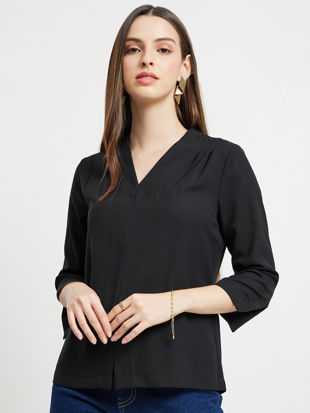 

FableStreet Pleated Detailed V-Neck Cuffed Sleeves Top, Black