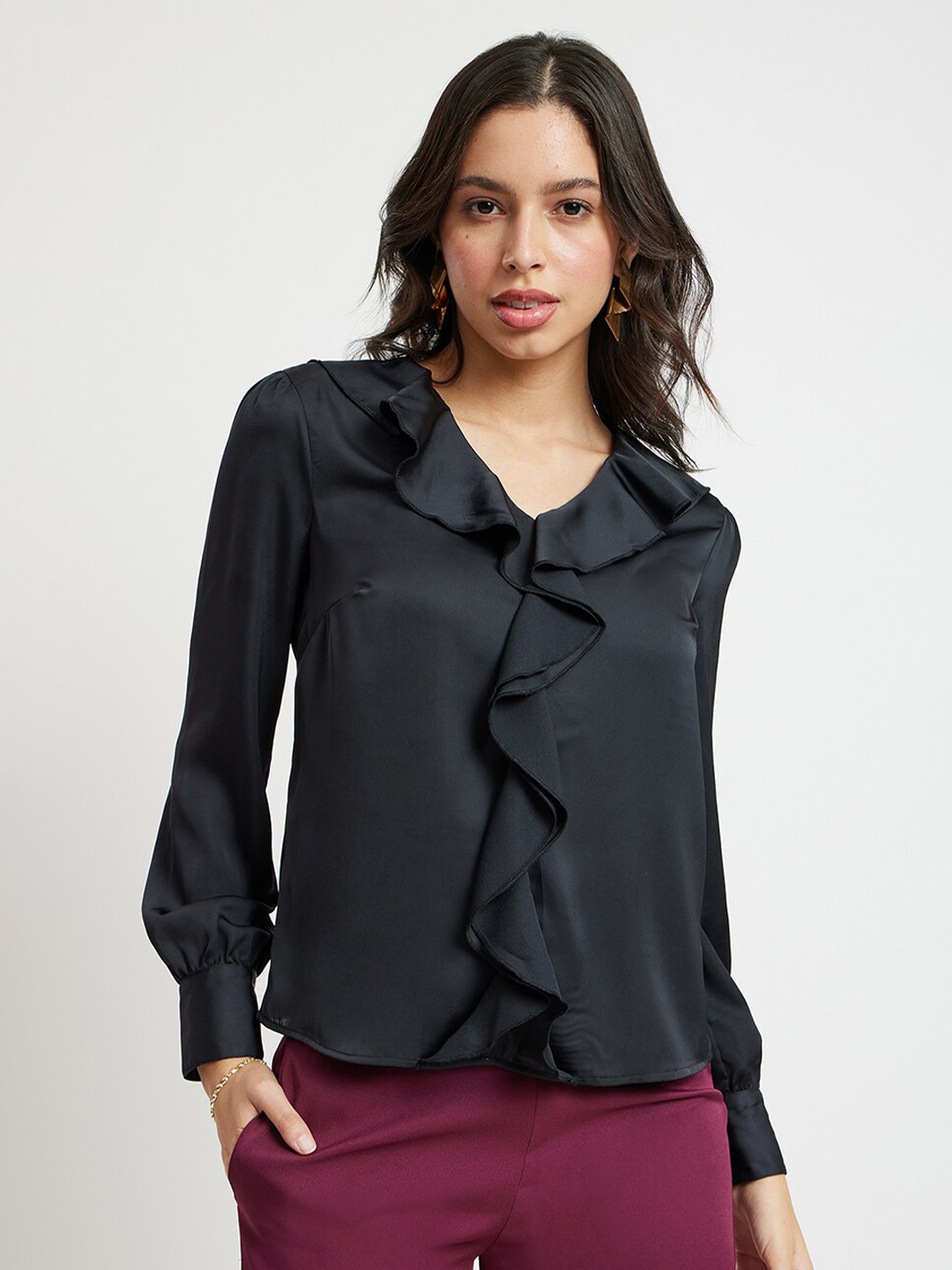 

FableStreet Ruffled Detailed V-Neck Cuffed Sleeves Regular Satin Top, Black