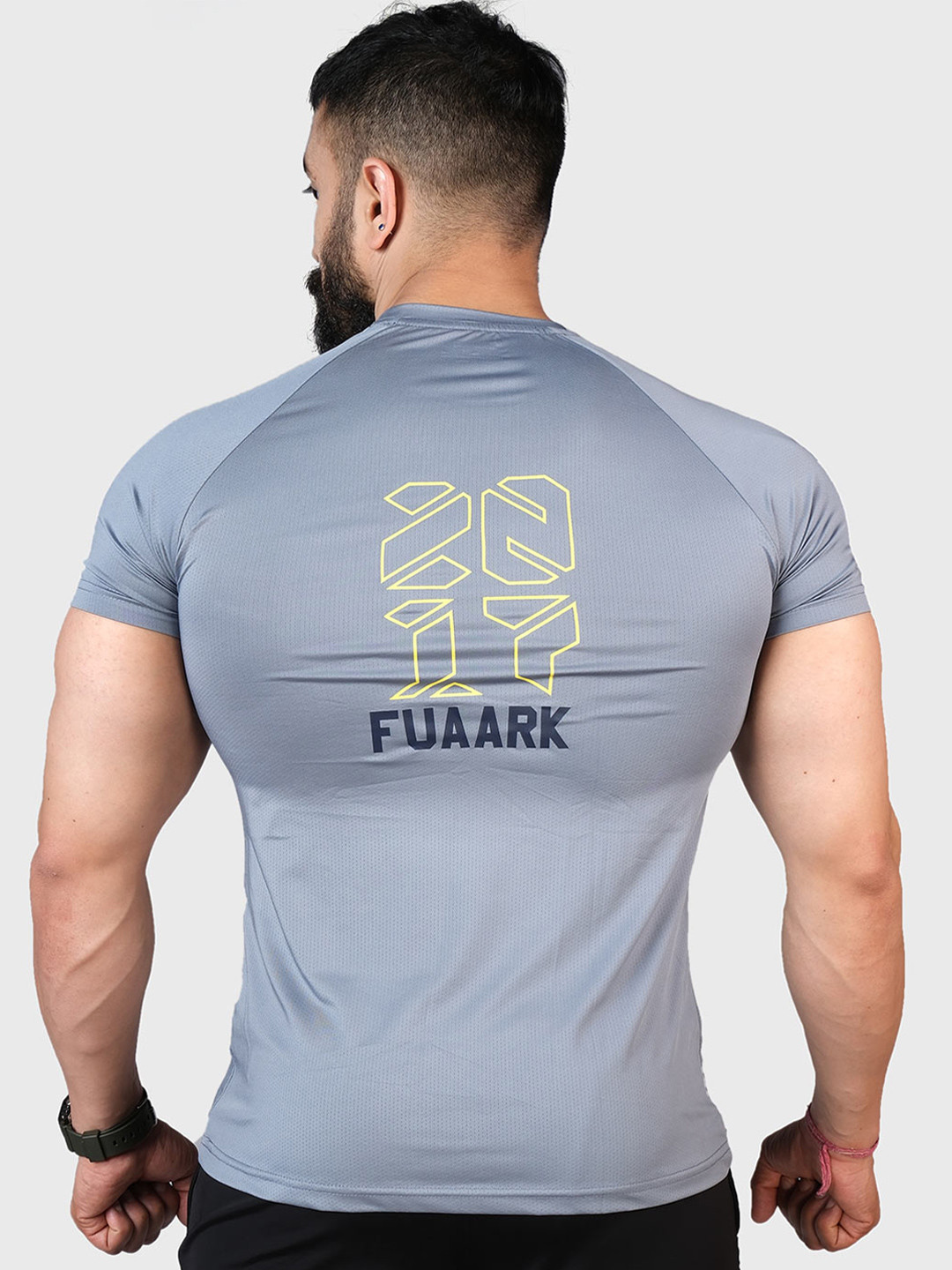

FUAARK Typography Printed Raglan Sleeves Anti Odour Slim Fit Training Or Gym T-shirt, Grey