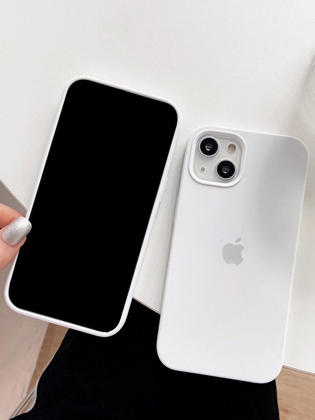 

TREEMODA Silicone iPhone 15 Pro Back Case, White