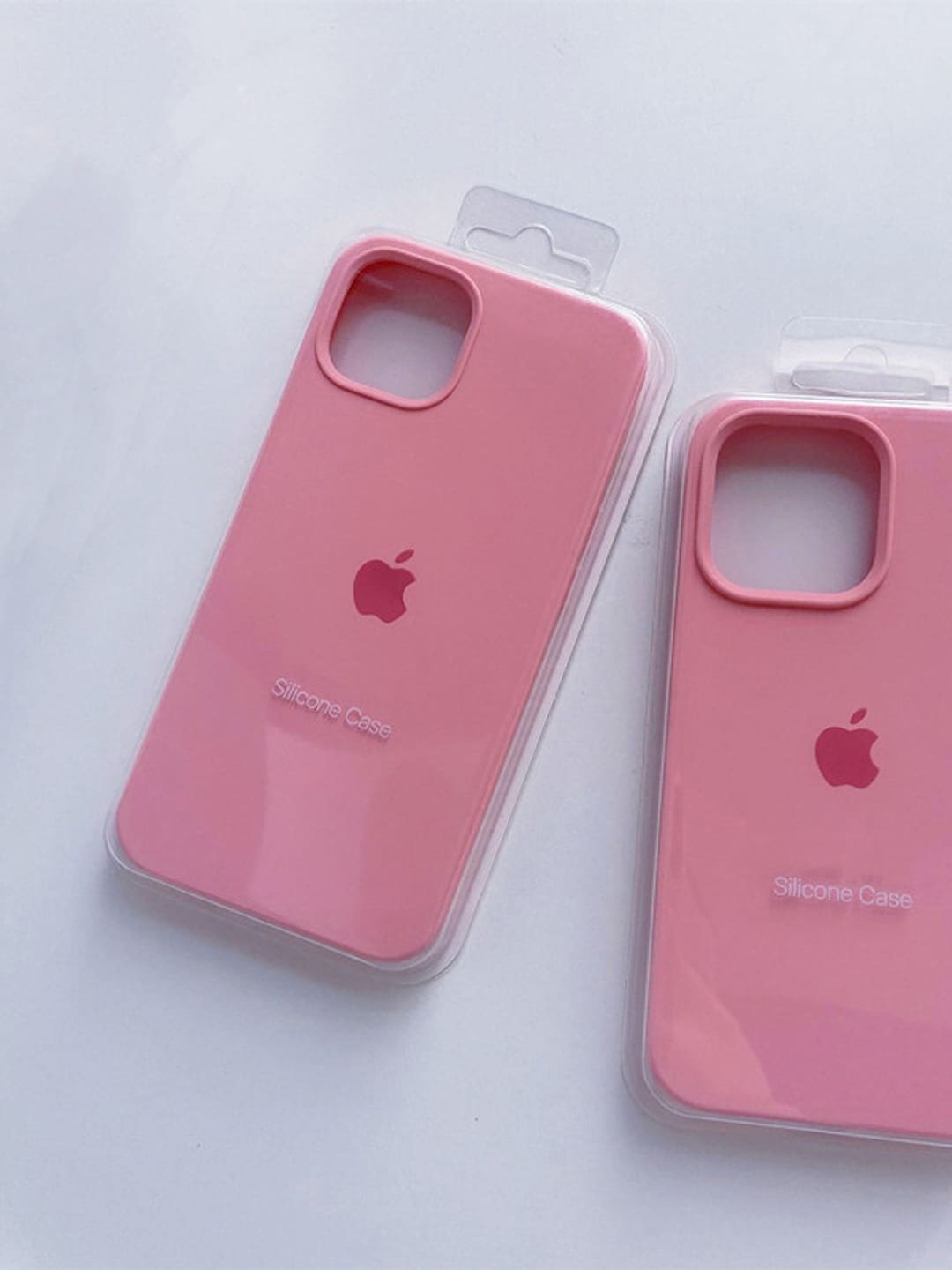 

TREEMODA Silicone iPhone 15 Back Case, Pink