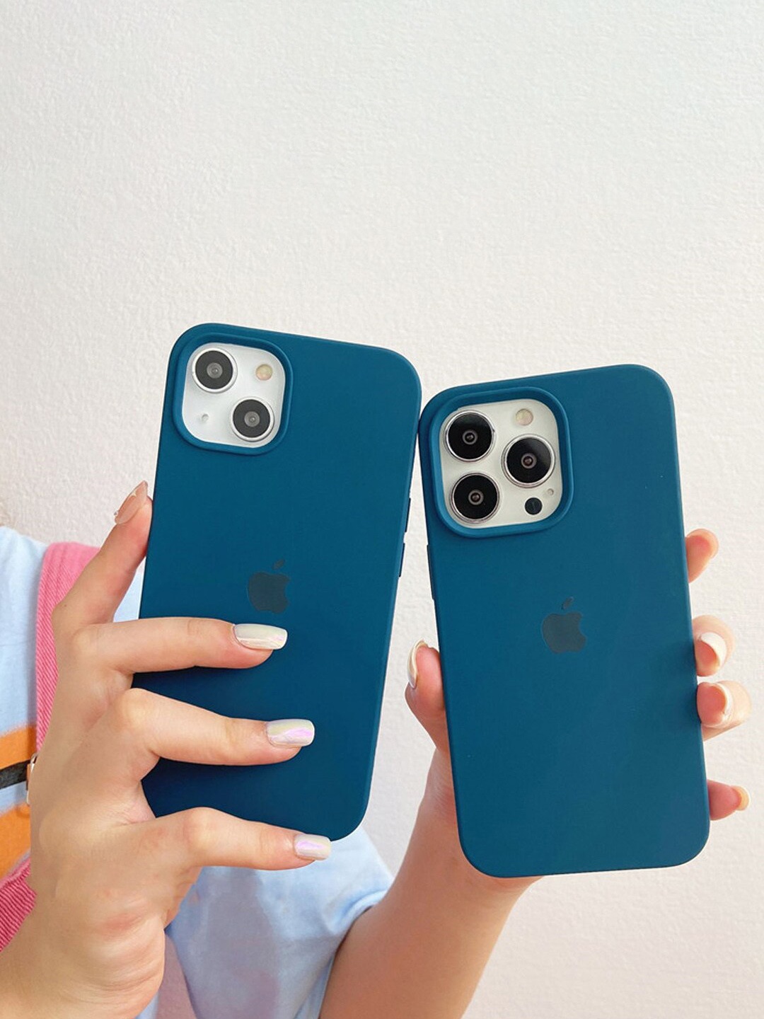 

TREEMODA Silicone iPhone 15 Back Case, Turquoise blue
