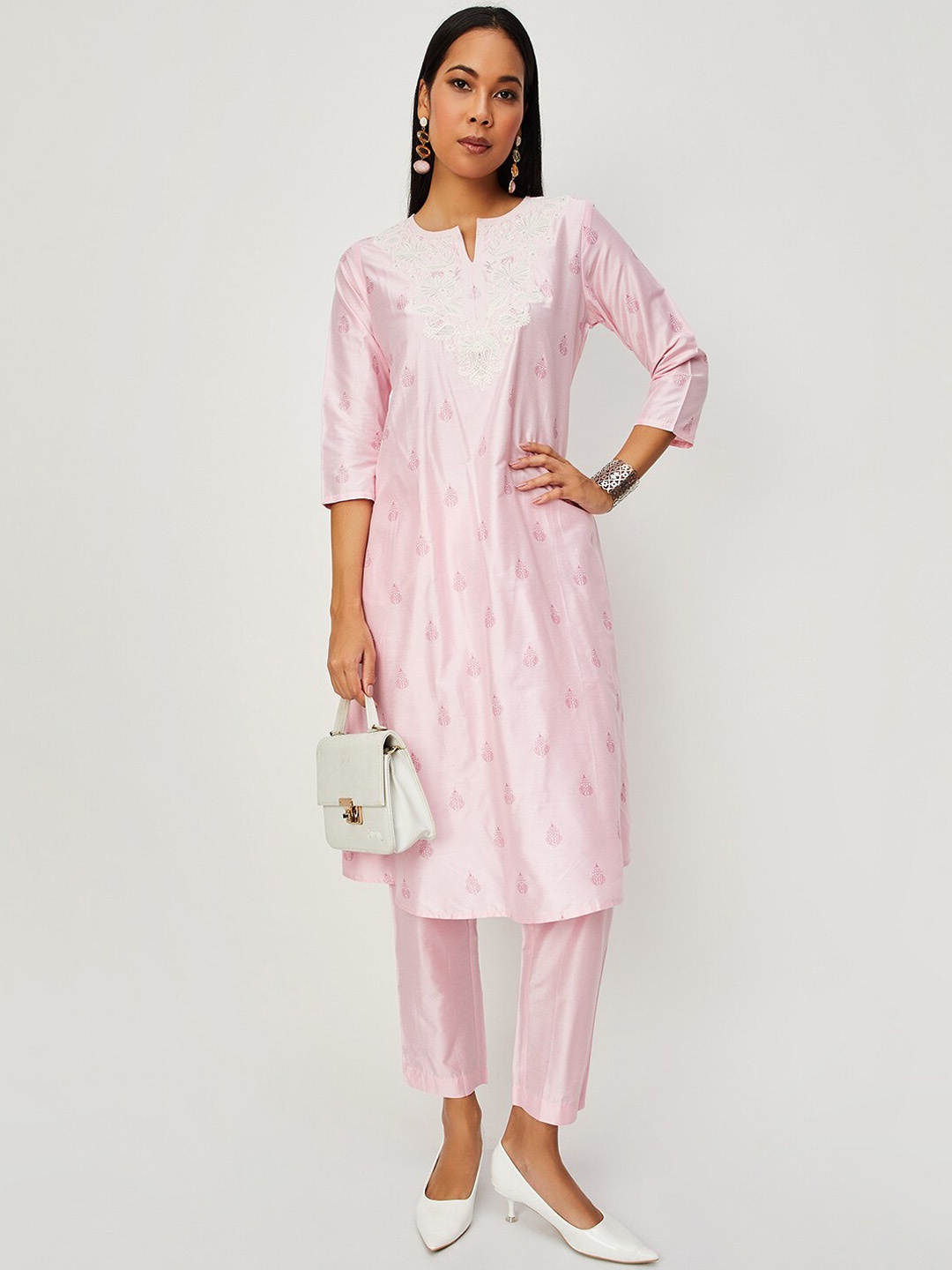 

max Ethnic Motifs Embroidered Regular Kurta with Trousers, Pink