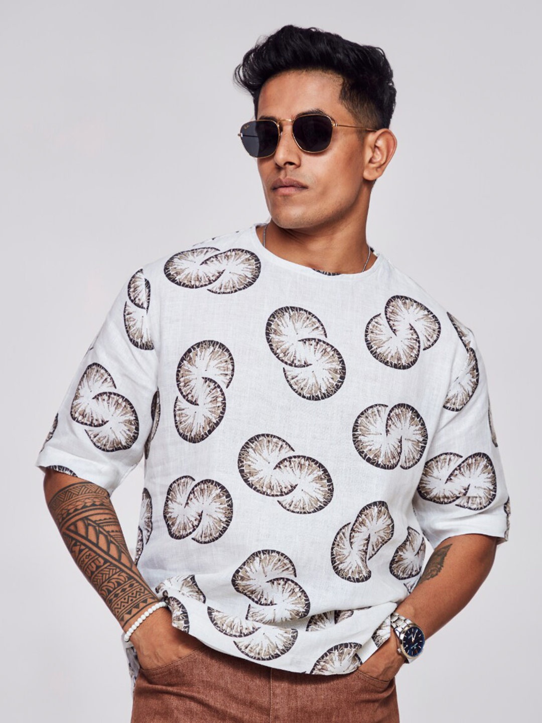 

ADDY'S for men Conversational Printed Linen T-Shirt, Off white