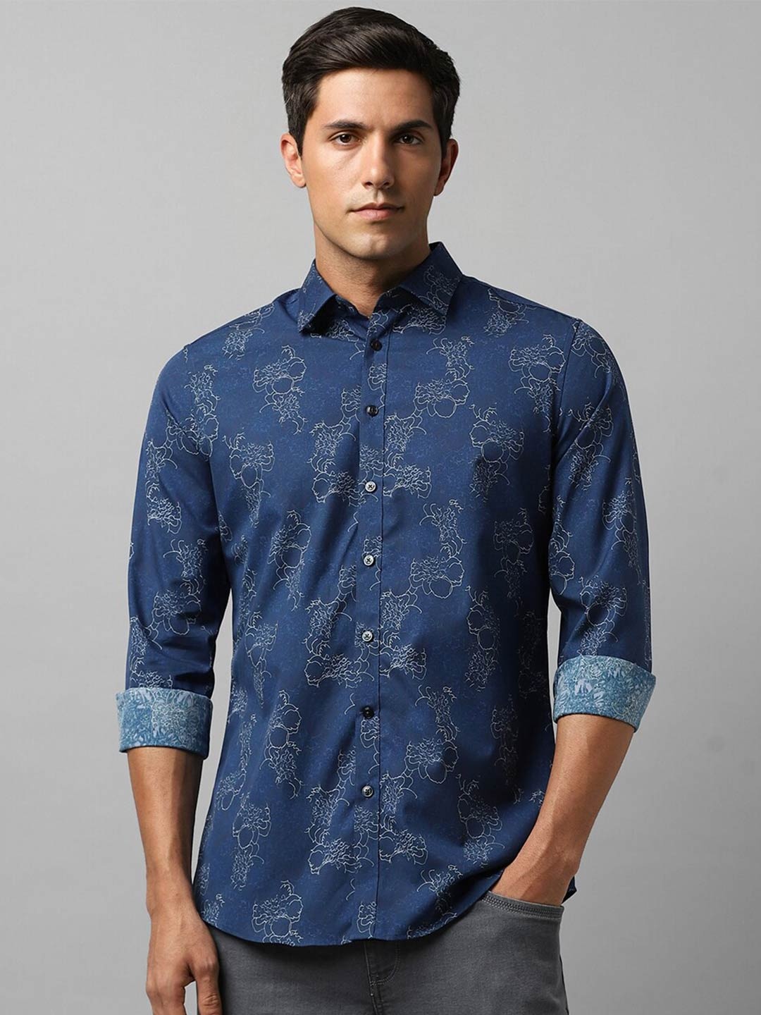 

Louis Philippe Sport Slim Fit Floral Printed Pure Cotton Casual Shirt, Blue