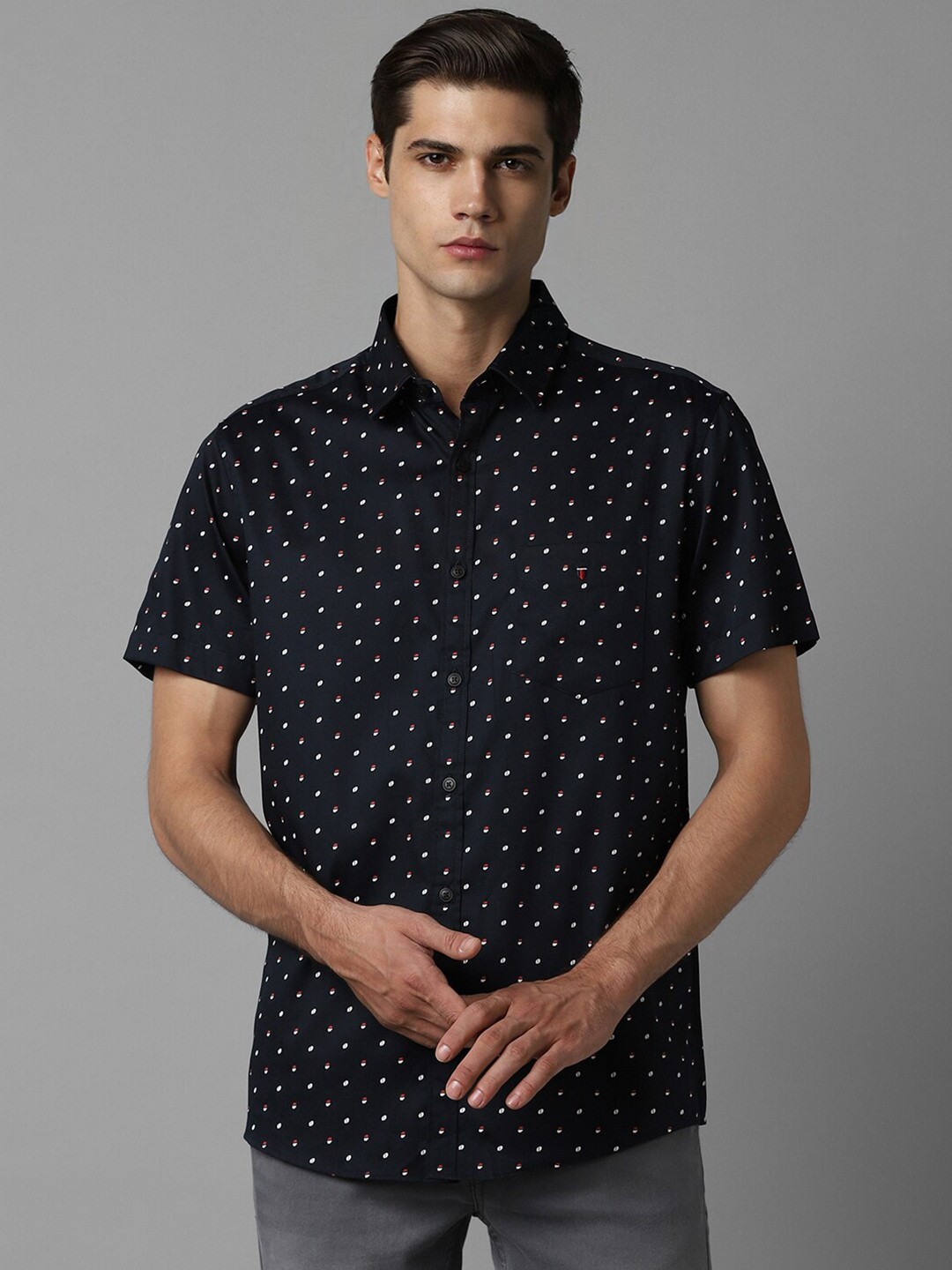 

Louis Philippe Sport Micro Ditsy Printed Slim Fit Opaque Cotton Casual Shirt, Black