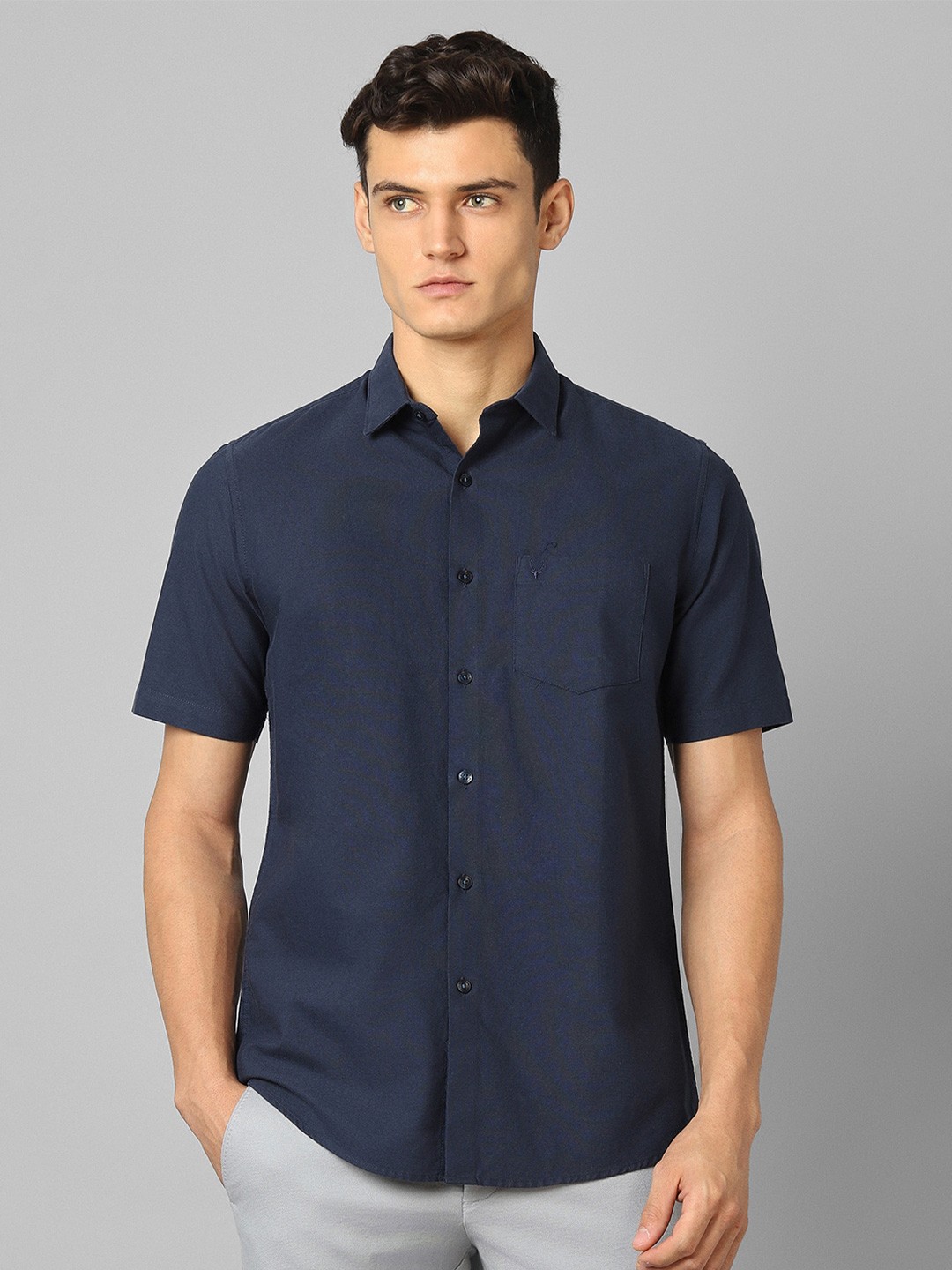 

Allen Solly Slim Fit Opaque Pure Cotton Casual Shirt, Navy blue