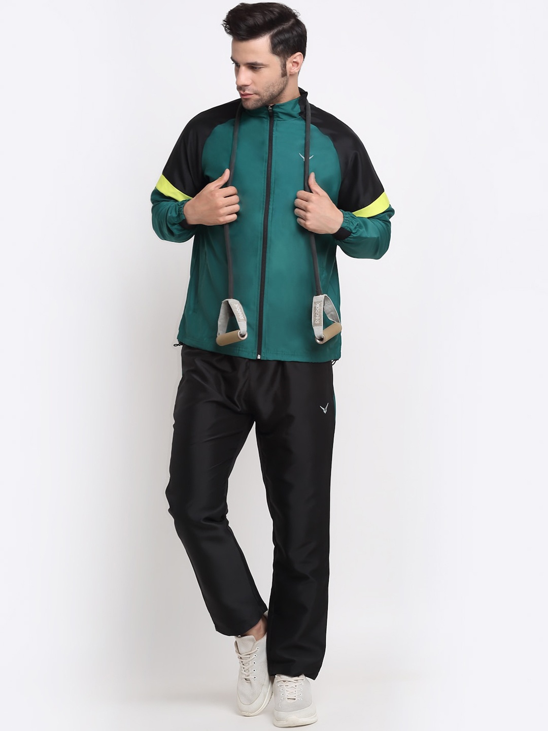 

Invincible Men Classic Tracksuit, Green