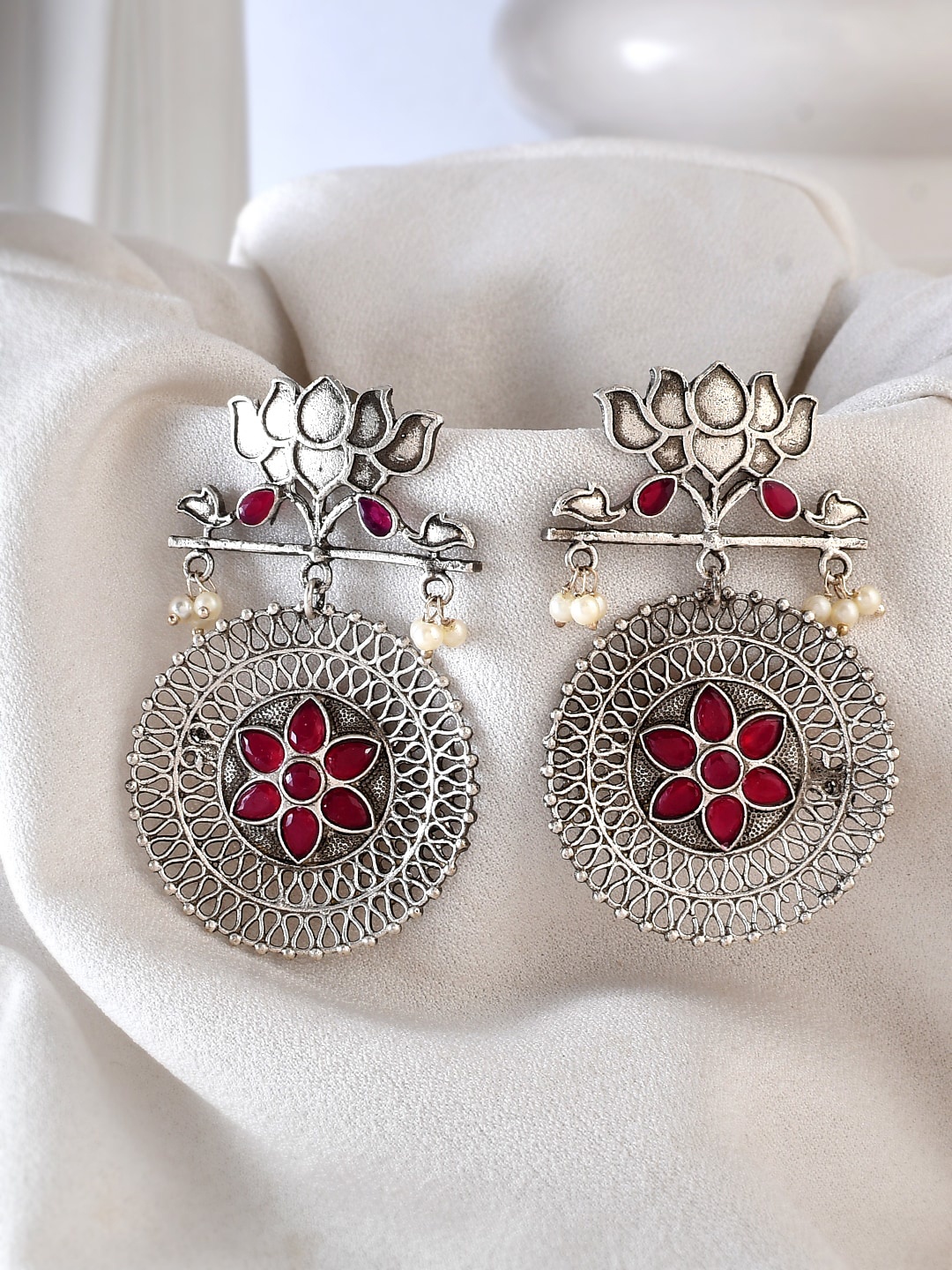 

DASTOOR Silver-Plated Contemporary Stone Studded & Beaded Drop Earrings