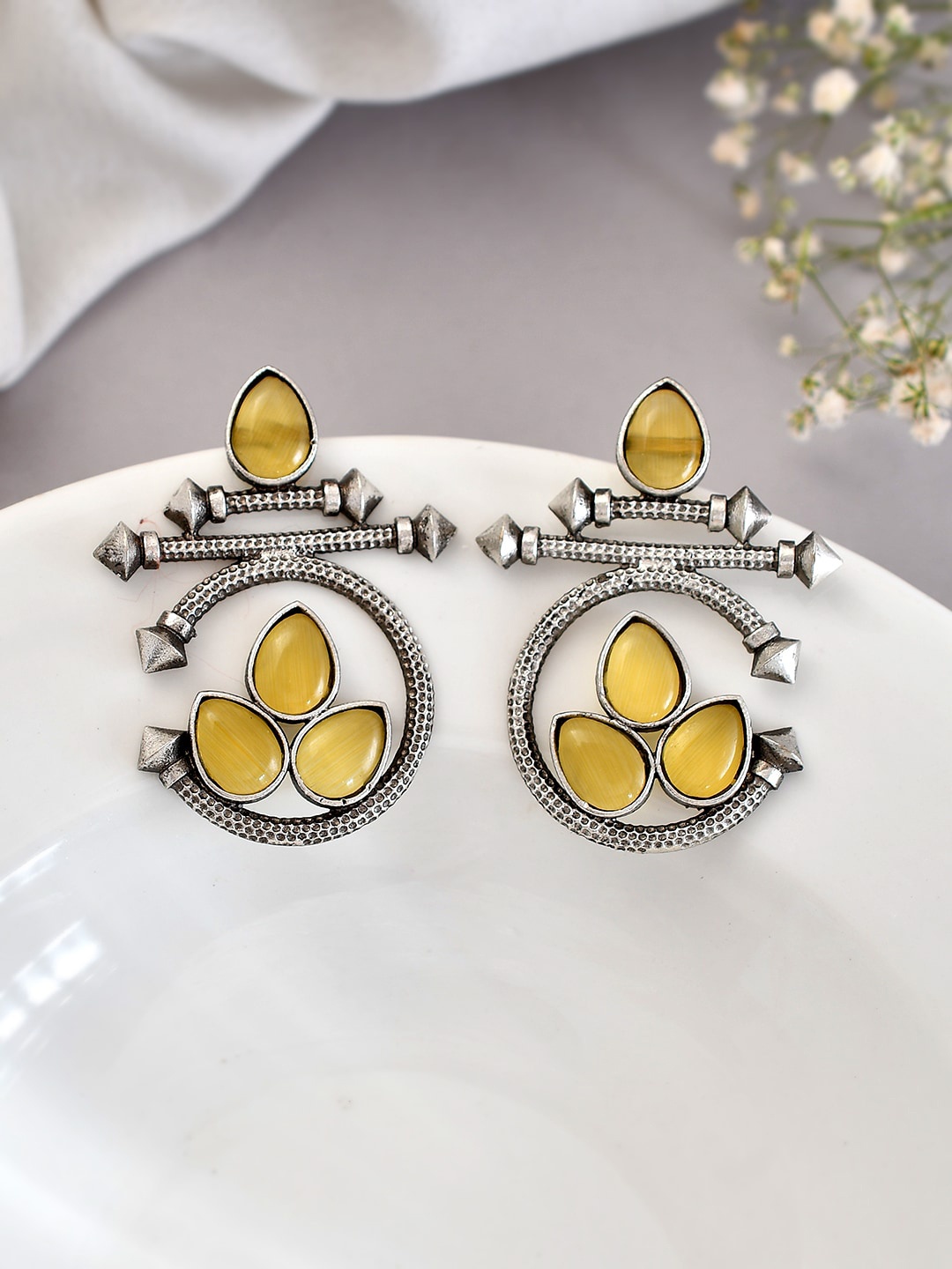 

DASTOOR Silver-Plated Beaded Contemporary Drop Earrings