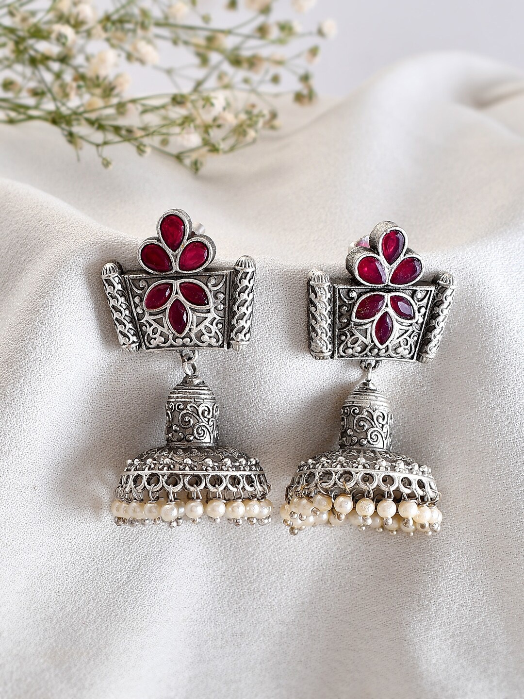 

DASTOOR Silver-Plated Stone Studded Beaded Jhumkas