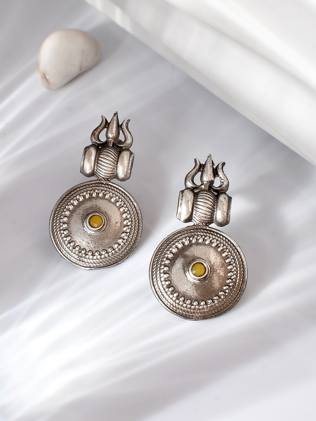 

DASTOOR Silver-Plated Oxidised Drop Earrings