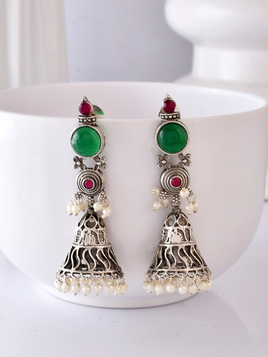 

DASTOOR Silver-Plated Dome Shaped Stone Studded & Beaded Jhumkas