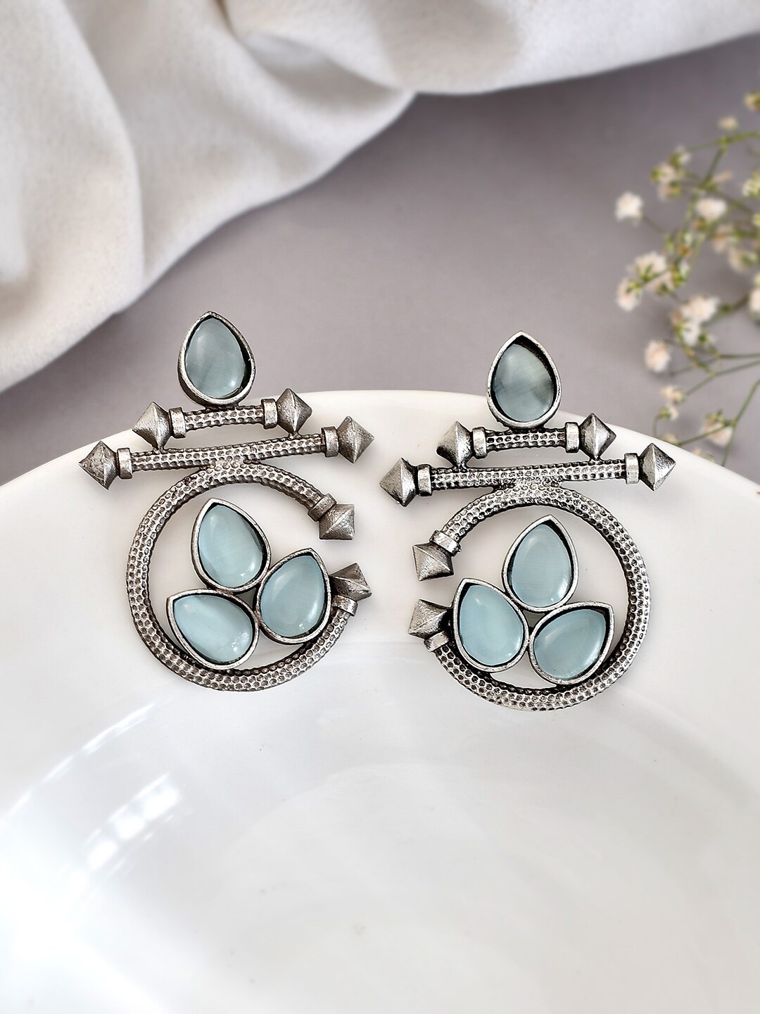 

DASTOOR Silver-Plated Beaded Contemporary Drop Earrings