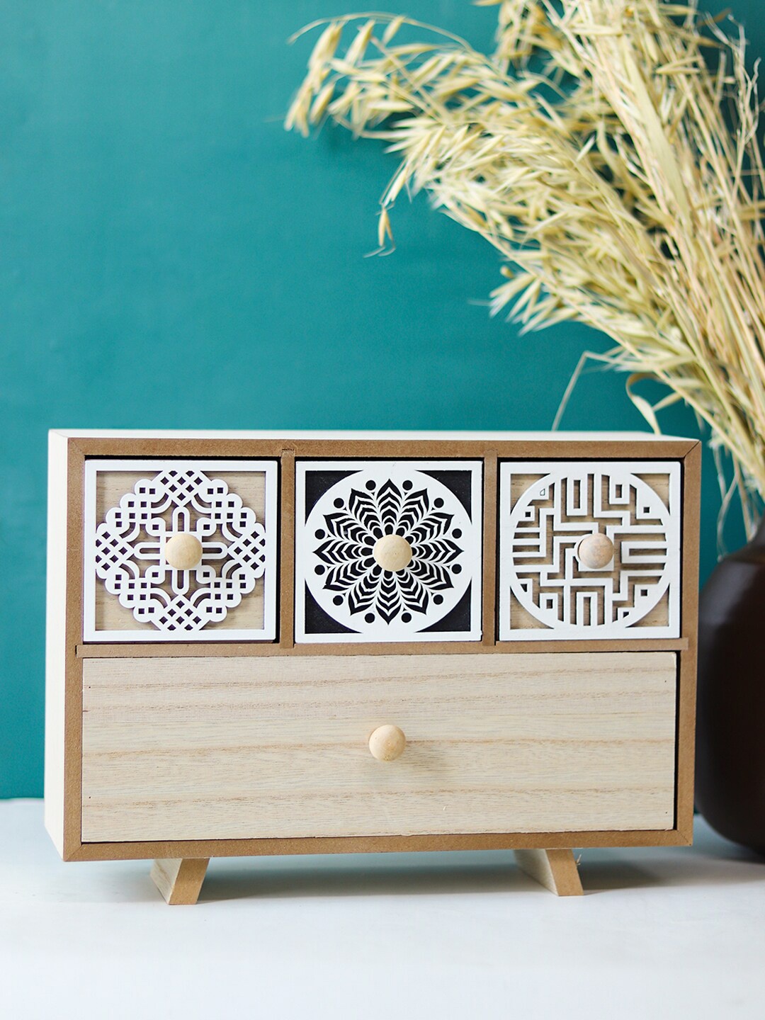 

MARKET99 Brown & White Floral Pattern MDF Drawer Organizer