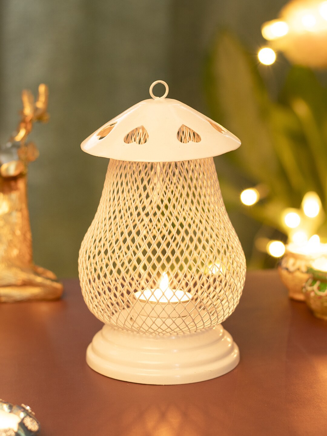 

MARKET99 White Oval Cage T-Light Candle Holder