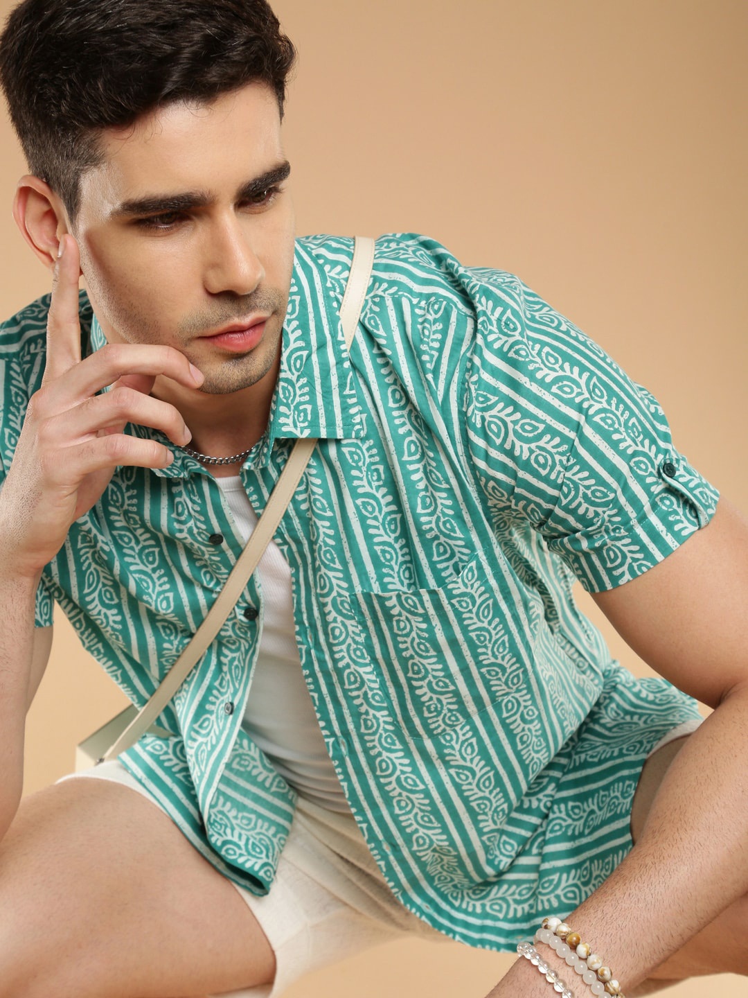 

Sangria Sea Green Comfort Ethnic Motifs Printed Cotton Casual Shirt