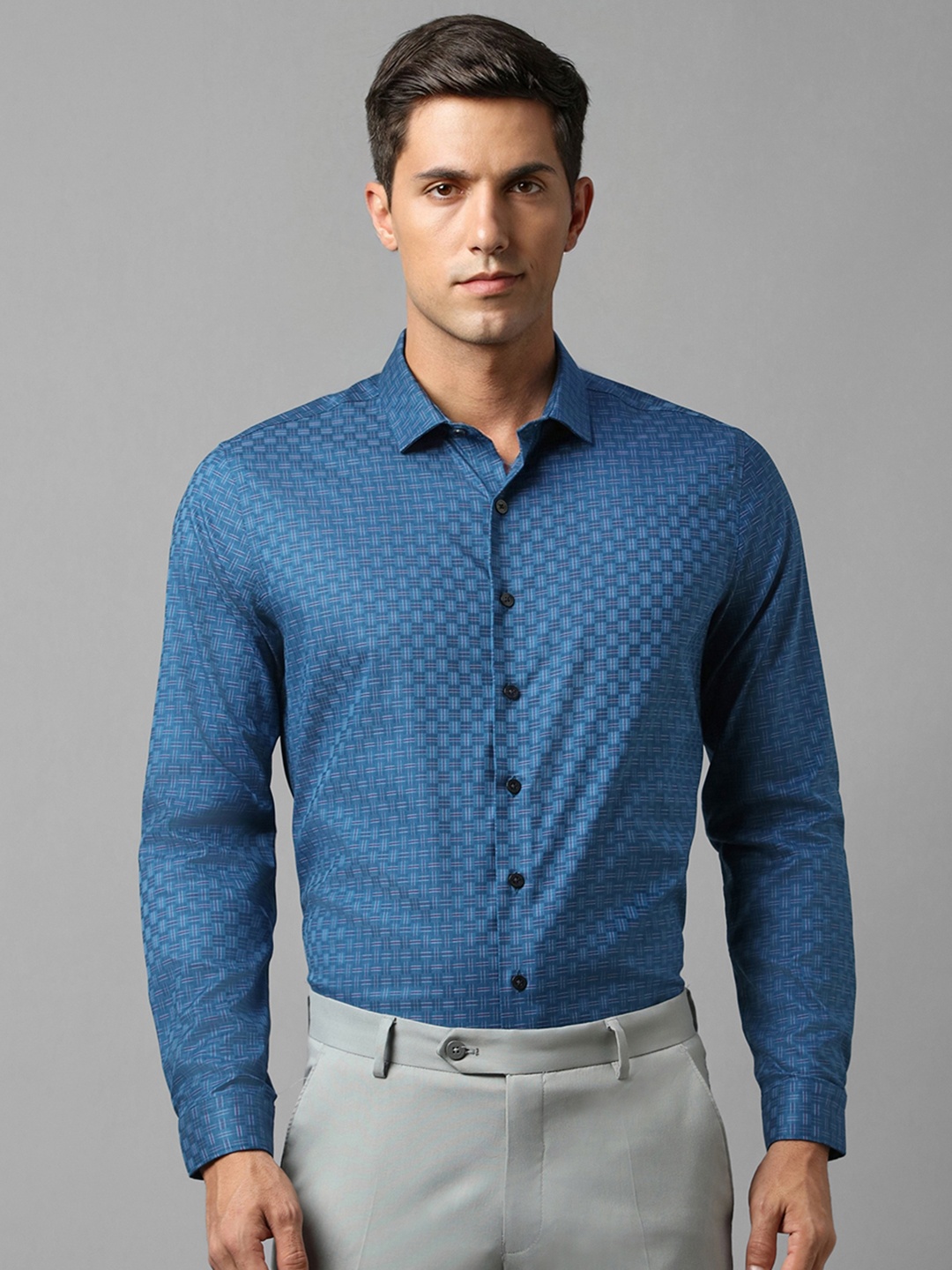 

Louis Philippe Men Blue Slim Fit Opaque Formal Shirt