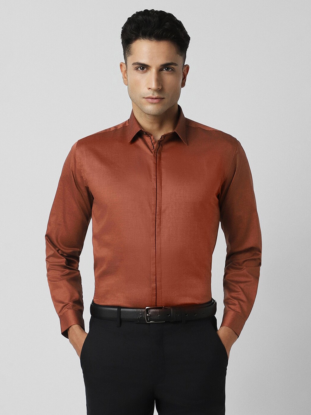 

V Dot Slim Fit Spread Collar Pure Cotton Formal Shirt, Brown