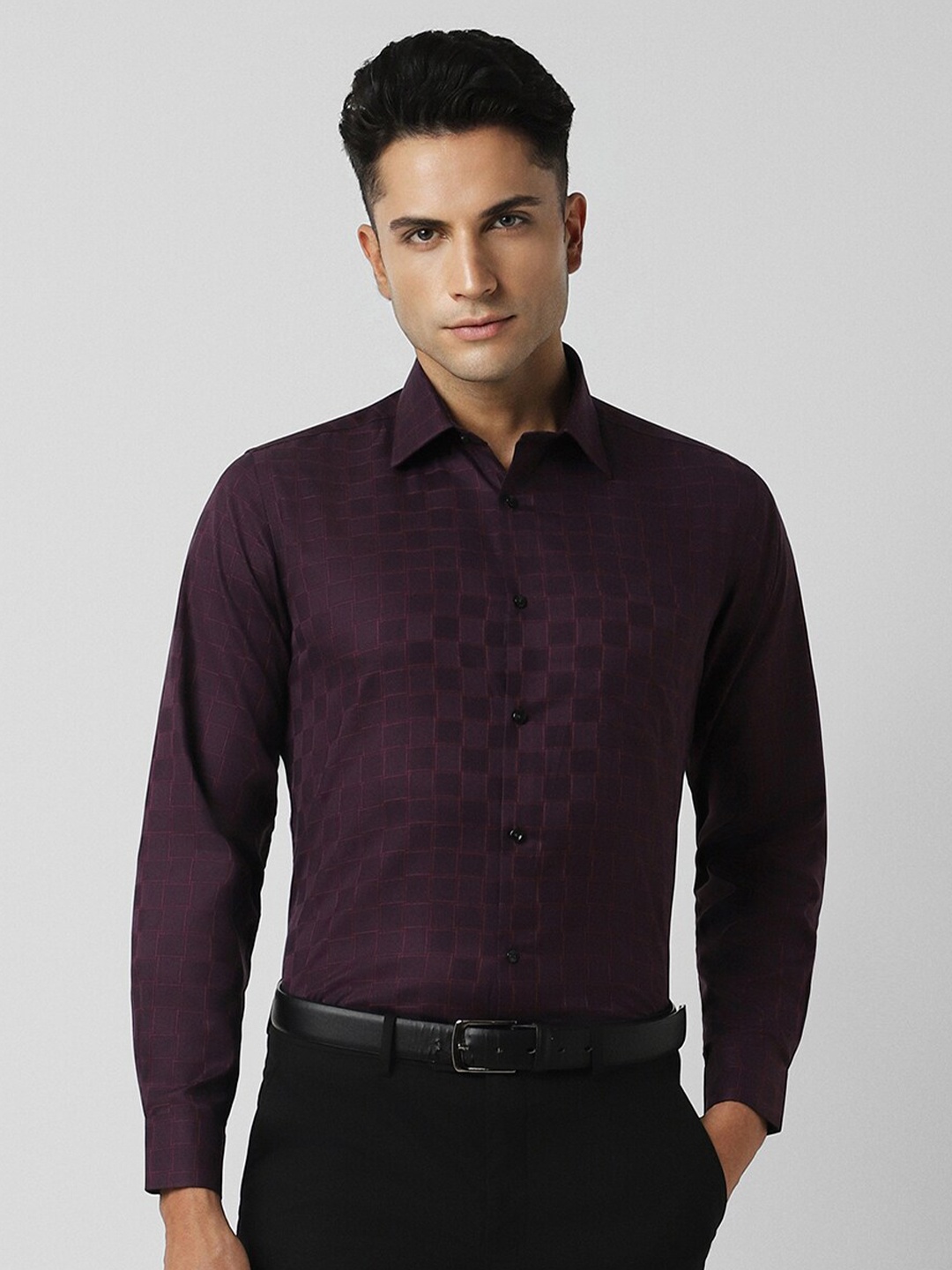 

Van Heusen Checked Classic Cotton Formal Shirt, Purple