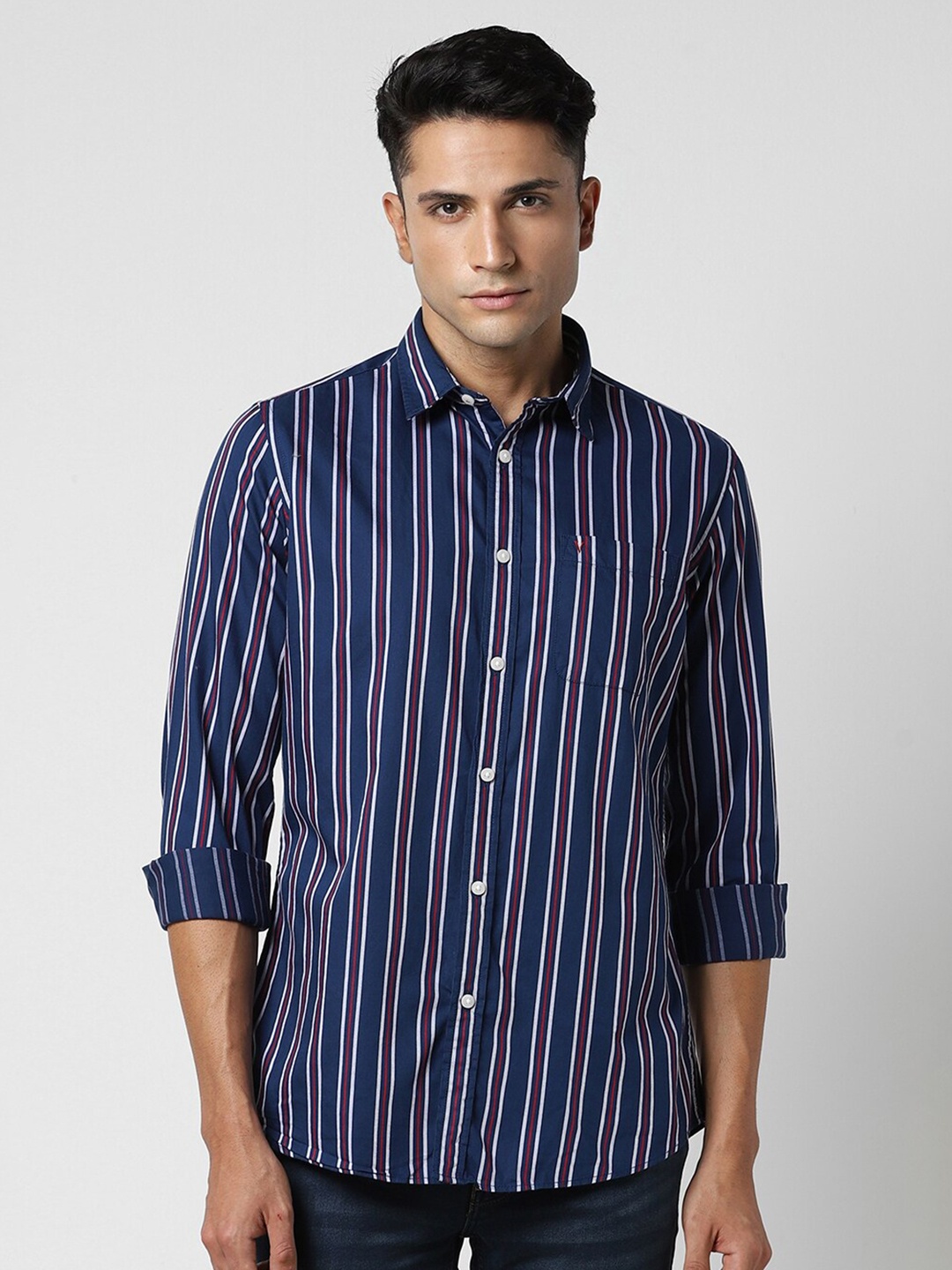 

Van Heusen Sport Striped Slim Fit Pure Cotton Casual Shirt, Navy blue